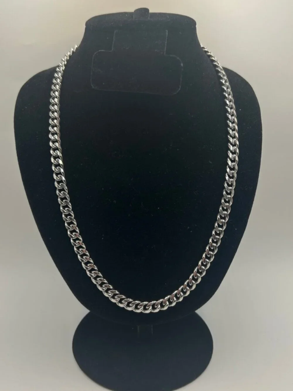 Cuban Chain Real Silver 7mm 26 Inch Plated Stainless Steel Durable Mens Solid
